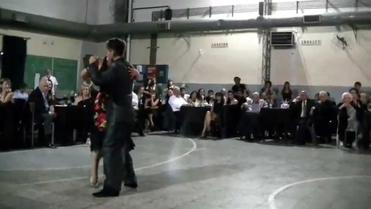 Carla Rossi & Krishna Olmedo en Milonga Malena Sunderland Club 3/4
