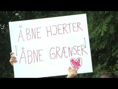 Dokumentur - 12.09.15 - Demonstration ved Kruså grænse. Lad Grænsen forblive åben!