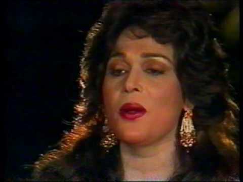 AAY LARYE NI - MUSARAT NAZIR.wmv