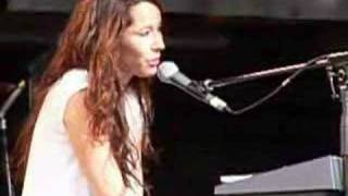 Nerina Pallot - Idaho (Live Cornbury Festival 09-July-2006)