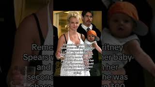 When Britney spears was carrying her child and pregnant but chased by 300 Paparazzi #shorts #celebs