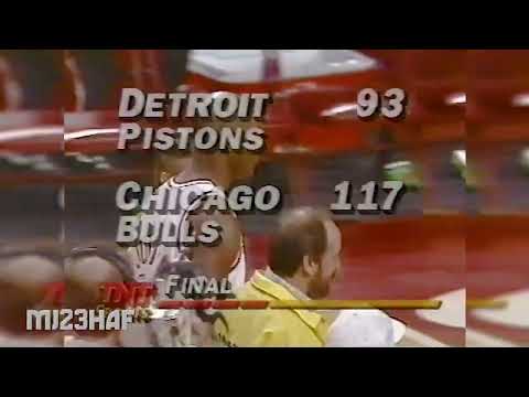 Michael Jordan and Scottie Pippen Dominated the Pistons (1992.01.24)