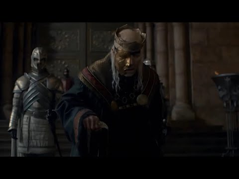 | King Viserys enters the throne room HOTD