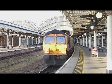 GBRF Class 66 passes York (25/8/22)