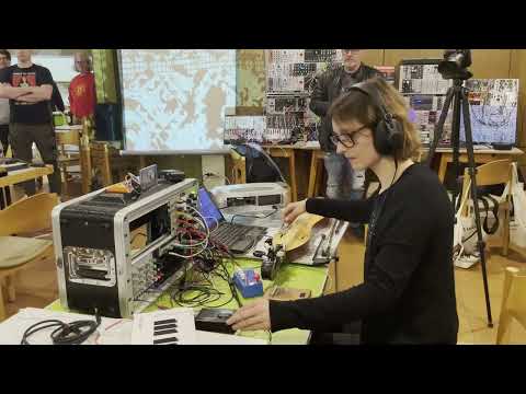 Happy Knobbing 2023 - 11 Louretta