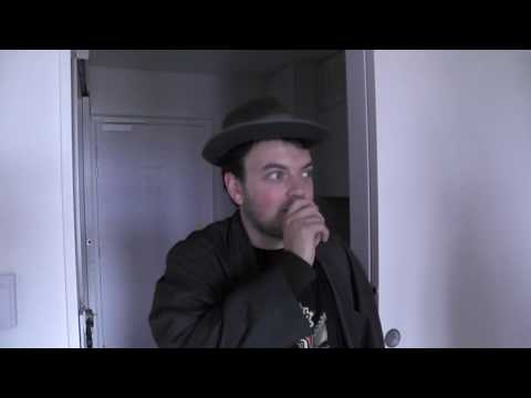 Miniature Detective Teeve