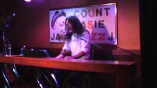 Ken Hensley ( ex-Uriah Heep)  (LIVE/ solo) : &quot;RAIN&quot;