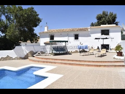 OFF THE MARKET - Cortijo Calma AH12437 - Outstanding fully renovated country house