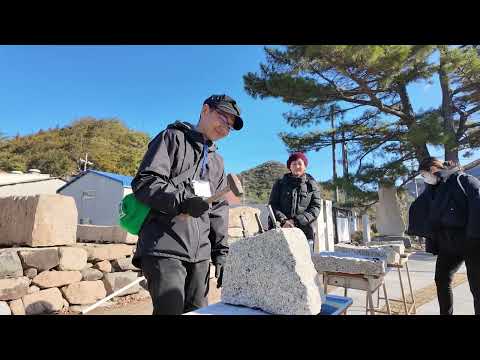 大坂城残石記念公園での石割体験（大）
