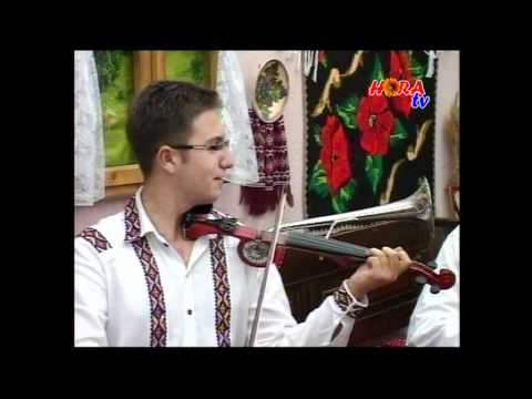Ansamblul Florile Bihorului-moment live
