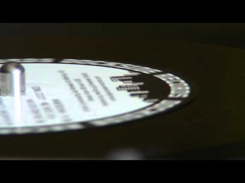 Deep House : Gari Romalis - Coeo