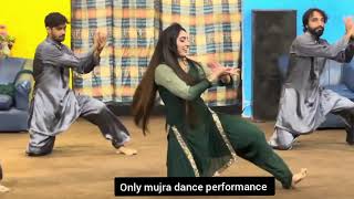 Download lagu Nazli Noor (Kikran Di Chawain) Mehfil Theater Lahore mp3