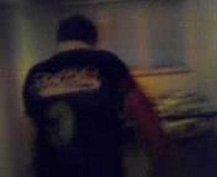 Simon Mayer bestellt Pizza