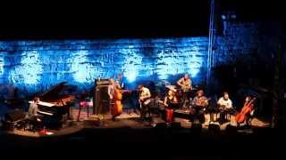 Avishai Cohen - On A Black Horse / Linearity