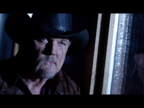 Trace Adkins - Love Walks Through the Rain (feat. Melissa Etheridge) [Official Music Video]