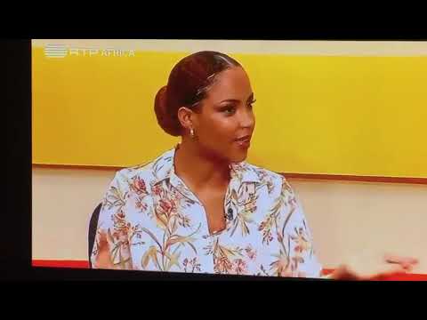 Yanet KantAlma en entrevista de televisión, programa “Bem-vindos” en RTP ÁFRICA