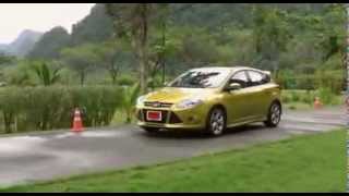 preview picture of video 'Ford Focus - Tính năng Active City Stop - Phú Mỹ Ford'