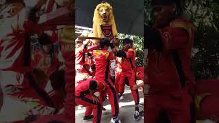 Download lagu VIRAL, ATRAKSI SINGA DEPOK SATRIA MUDA KENCANA. #shorts mp3