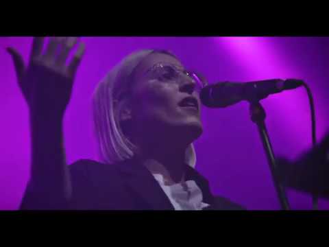 MINE UND ORCHESTER (Live in Berlin) - Findelkind