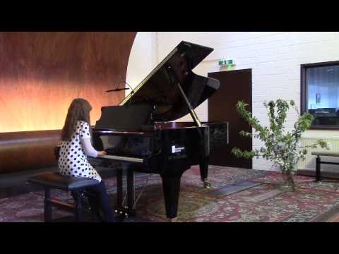 Laetitia Hahn 10 y. plays Beethoven Pathetique Sonata No. 8 c minor op. 13