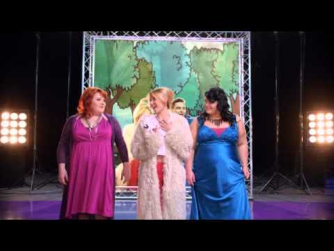 LINK4 teledysk Country vs Town