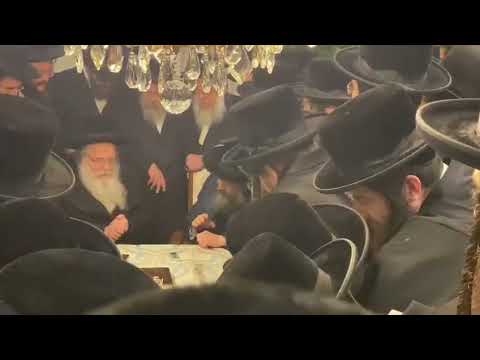Gerer Rosh Yeshiva R' Shaul Alter Visits Bobov 45 Rebbe - Cheshvan 5782