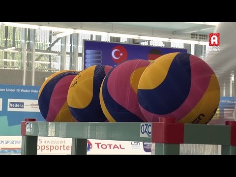 Europees Kampioenschap Waterpolo in Alphen aan den Rijn begonnen