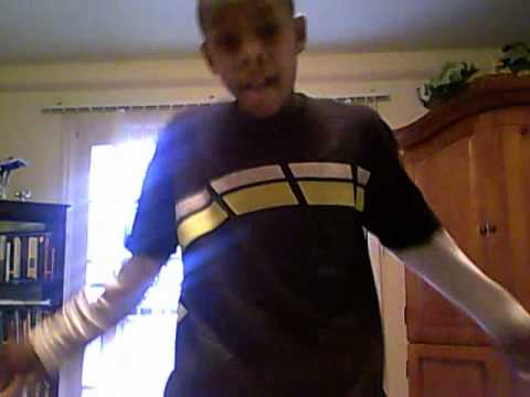 lil reek showin his six pack