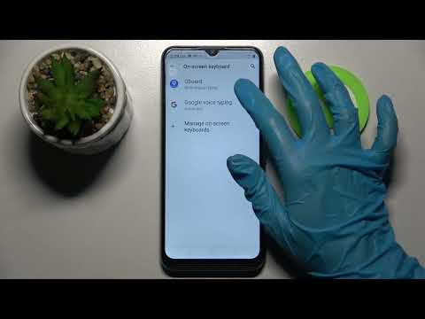 How to Turn On or Off Auto Correction in Realme C25Y?