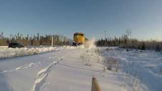 preview picture of video 'ONR train crashing through snowbank'