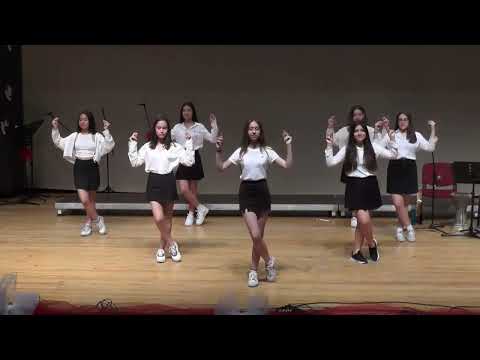 8 C sınıfı  öğrencileri – Çakal çökerten Zeybeği