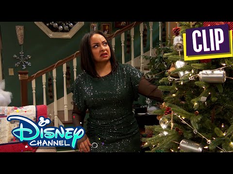 A Country Cousin Christmas 🎁 | Raven's Home | @disneychannelanimation