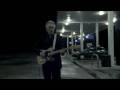 Johnny Dowd at the gas station playing "one way"