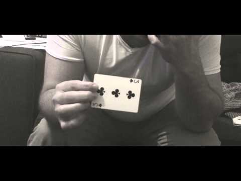 [Tour] Le Jeu de la Bouteille de Blake Eduardo CARRENO