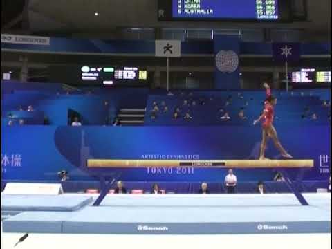 Gabby Douglas (USA) 2011 Worlds QF BB