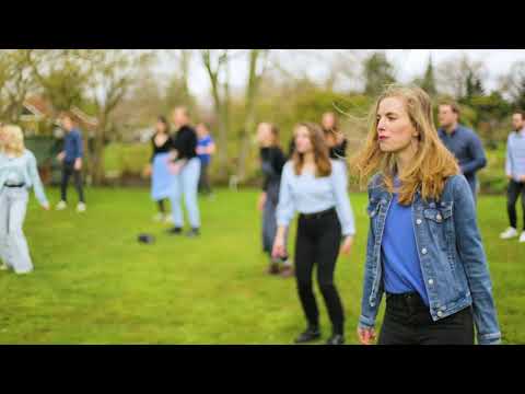 Dekoor Close Harmony - You Give Me Something