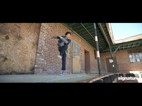 Promo for the Signature Theatre production of Billy Elliot The Musical
