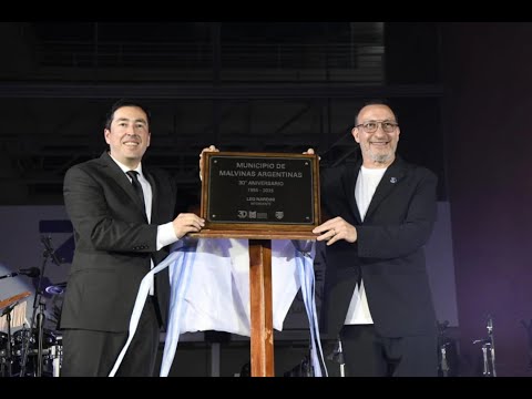 Malvinas  celebró su 30° aniversario con un emotivo acto encabezado por el intendente Leo Nardini