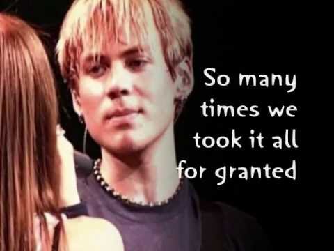 Evan Taubenfeld feat. Avril Lavigne - Best Years of Our Lives (with Lyrics)
