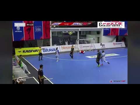 Gol de bicicleta Tom camisa 18 Pato Futsal