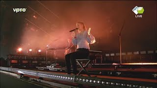 London Grammar - Rooting For You (Lowlands 2017)