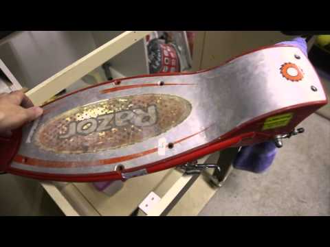 How to replace battery on Razor E100 Electric scooter - open case and fitting new battery