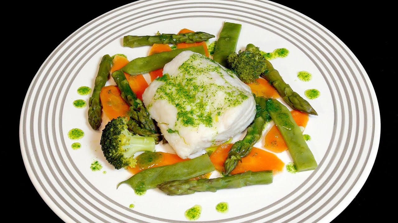 Merluza con verduras al vapor. Recetas de pescado. Cooking Chef