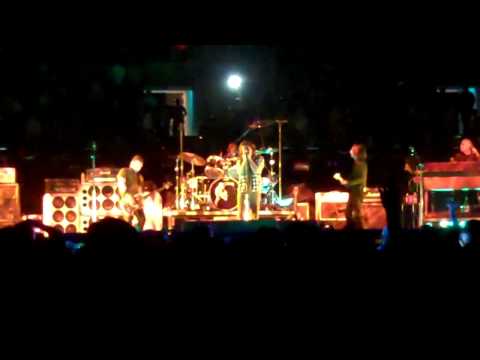 Pearl Jam "In My Tree" Boston 5/17/2010
