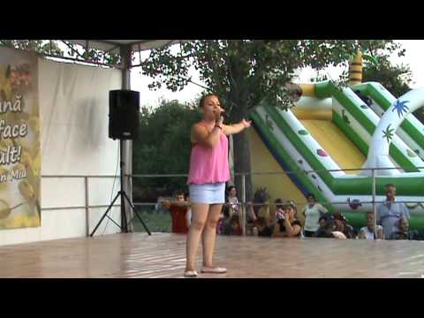 Bajan Cristina la ziua comunei Ungheni-Arges