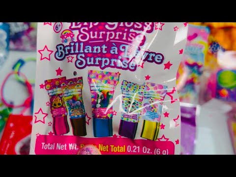 Mystery lipgloss opening what’s inside?