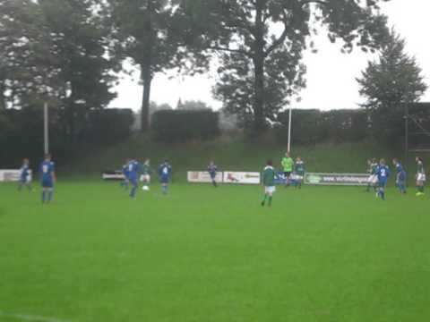 Timo opent score voor SSV65 D1 in bekerduel met De Meeuwen D1