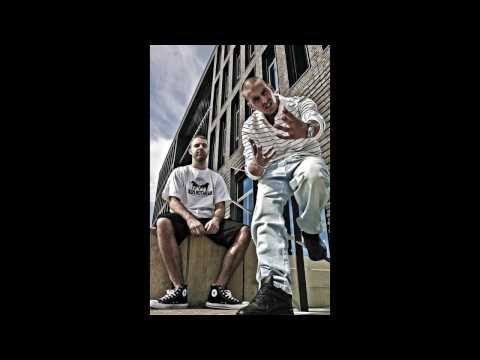 D-Bo feat. Chakuza & Raf Camora - Bitte guck nicht[Diashow]