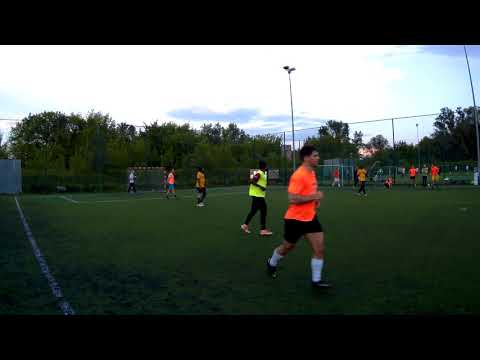 StrefaFutbolu.pl: Pomarańczowi - Dakafil.pl (2.1)