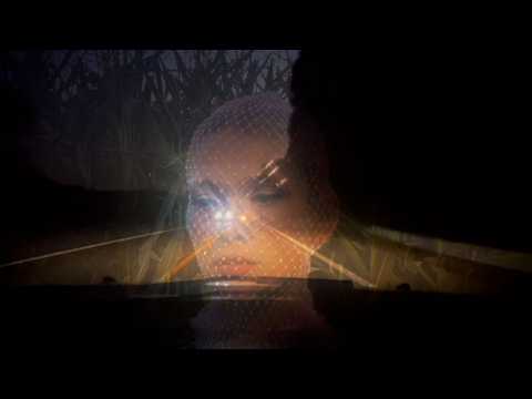 La Dispute - "No One Was Driving The Car"